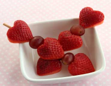Strawberries help in fighting with free radicals