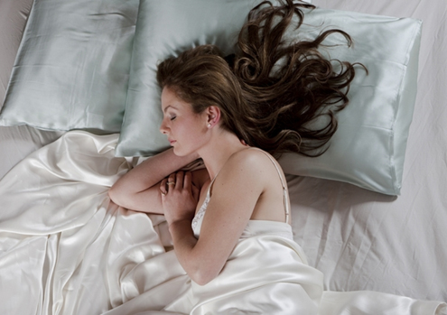 Increase Hair Growth- Use Silk Pillow Cases to Sleep