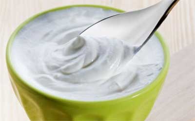 Yogurt to get rid of dry hands