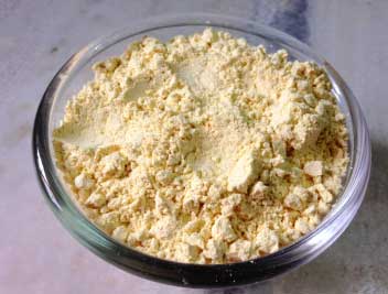 Gram Flour exfoliates the skin and yogurt lightens the skin tone