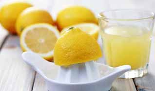 Lemon Juice to reduce pregnancy stretch mark naturally