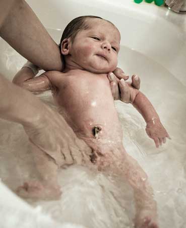 Bathing newborn