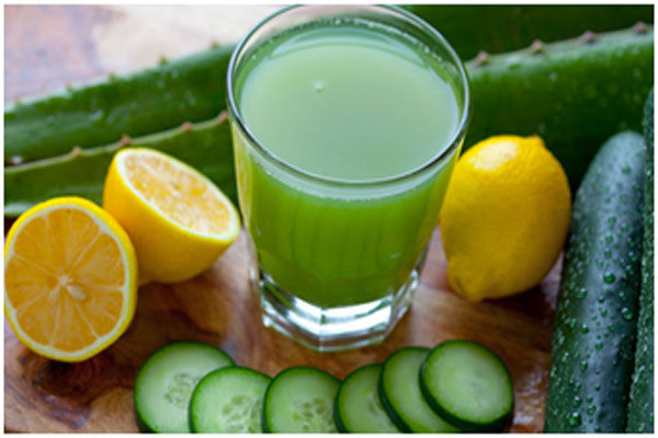 Cucumber and lemon has skin brightening properties that removes tan naturally