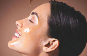 Ingredients for Smooth Skin Honey Remedy